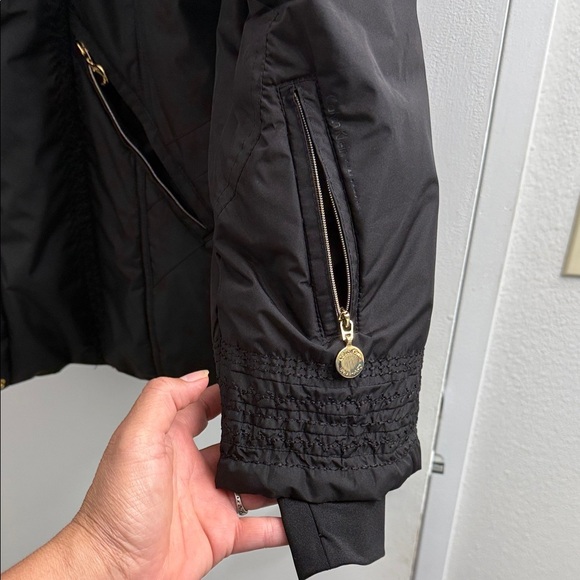 Calvin Klein Performance Black Hooded Puffer Jacket - Picture 13 of 13